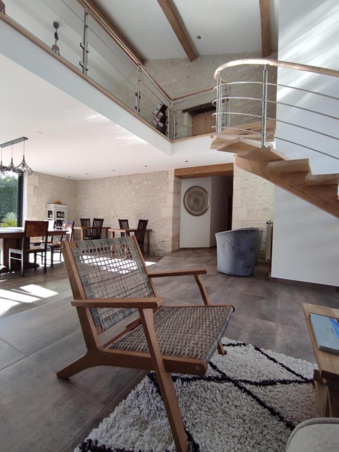 Les Cuves - Saintes Bed & Breakfast Chaniers Eksteriør bilde
